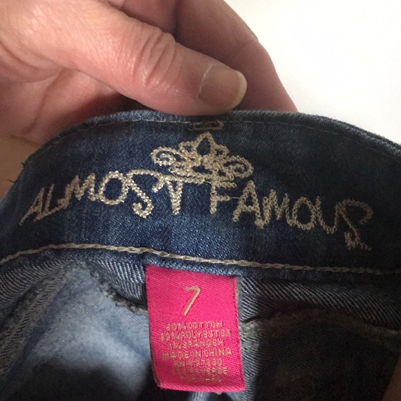 SOLD - Almost Famous distressed shorts size 7. - Picture 4 of 4